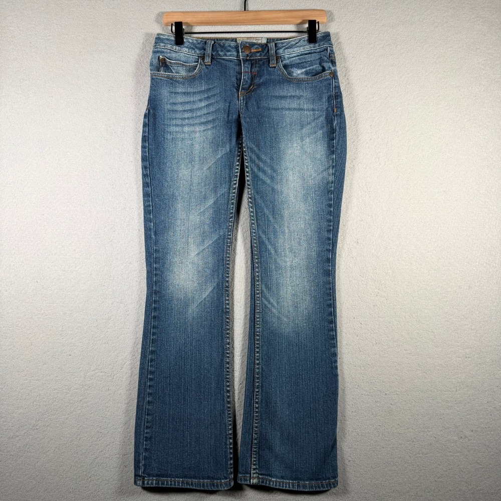 American Rag Women Blue Bootcut Jeans Size 3S Medium Wash Whiskered Denim
